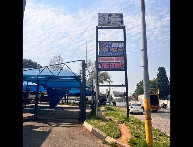 3,569M² BUSINESS TO LET IN FONTAINEBLEAU